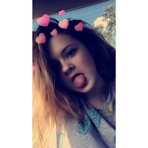 Meet your Posher, Camille